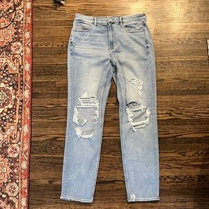 NWOT distressed mom jeans